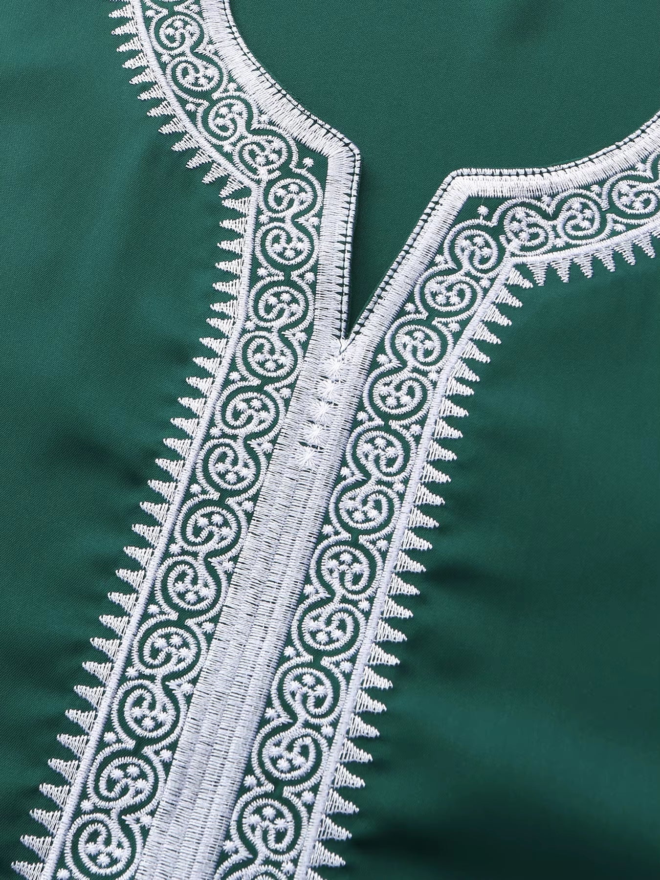 Emerald and white Embroidered Gandoura ✦ XXL