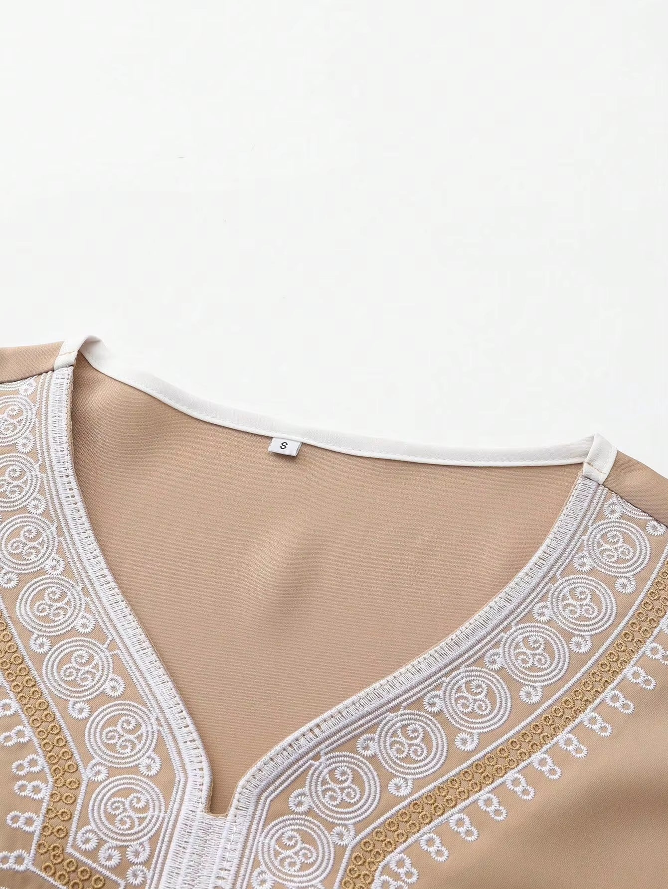 Apricot and White Embroidered Gendoura ✦ M-XXL